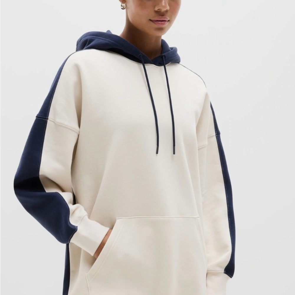 ***SOLD*** NWOT Athleta Forever Fleece Hoodie Sold Out 😮💙 Navy/Bone